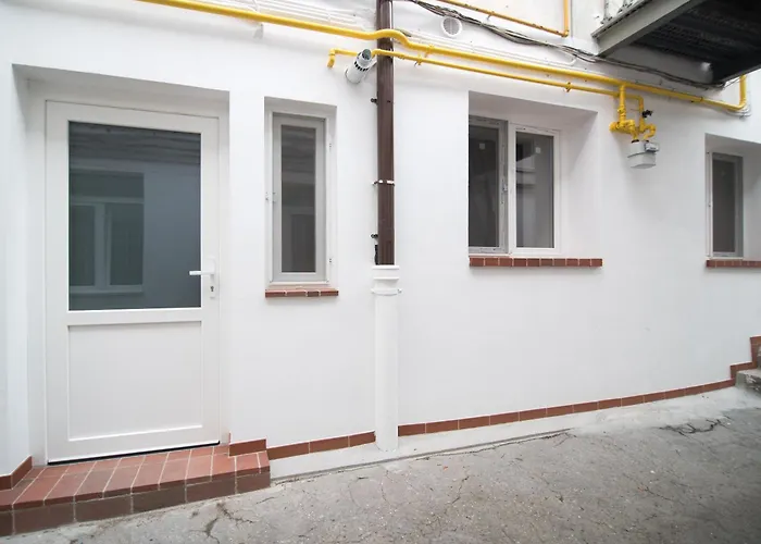 Castelului Studio